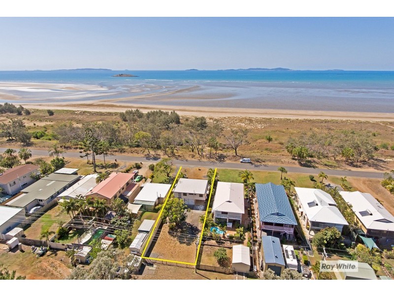 886 Scenic Highway, Kinka Beach QLD 4703