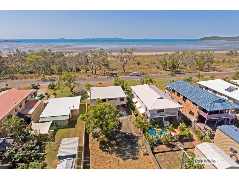 886 Scenic Highway, Kinka Beach QLD 4703