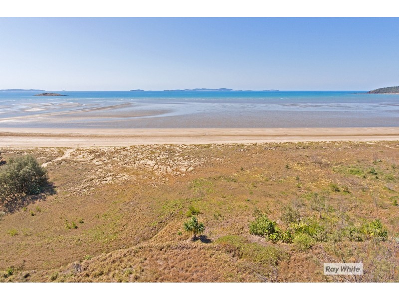886 Scenic Highway, Kinka Beach QLD 4703