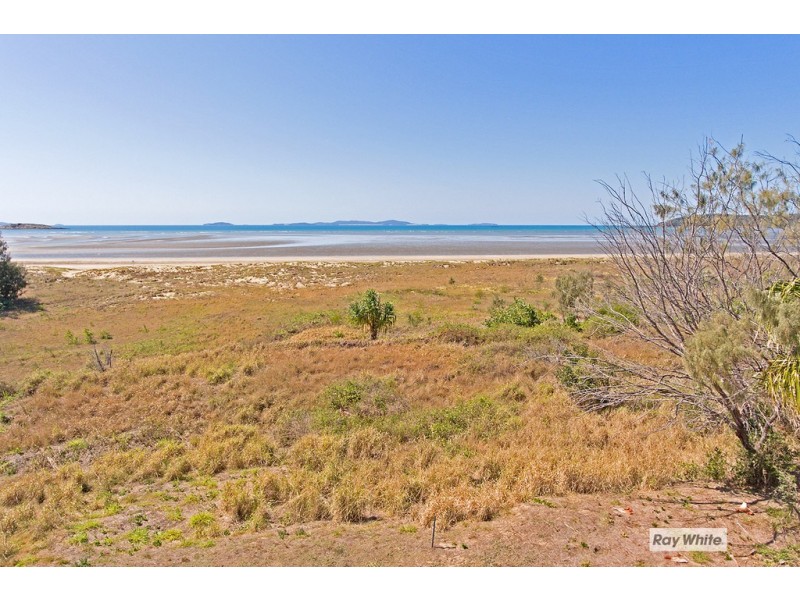 886 Scenic Highway, Kinka Beach QLD 4703