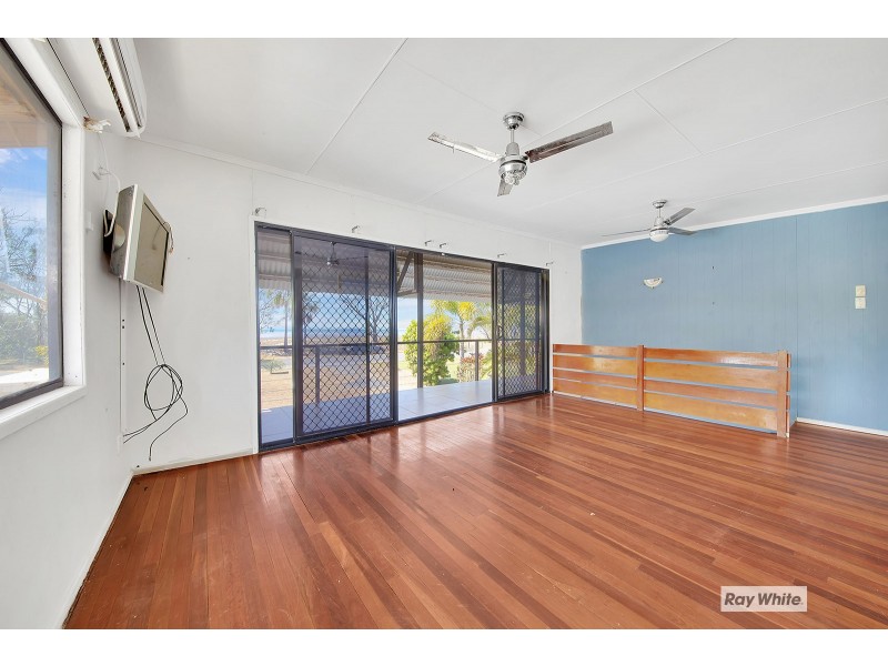 886 Scenic Highway, Kinka Beach QLD 4703
