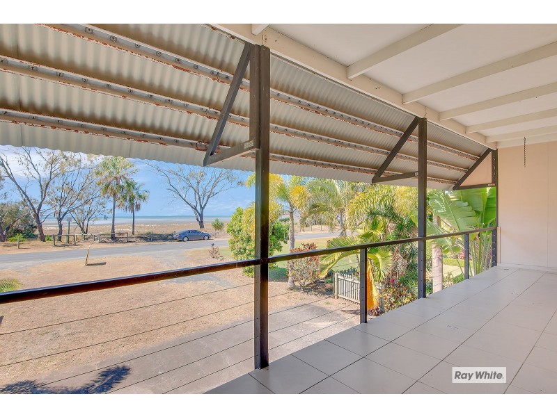 886 Scenic Highway, Kinka Beach QLD 4703