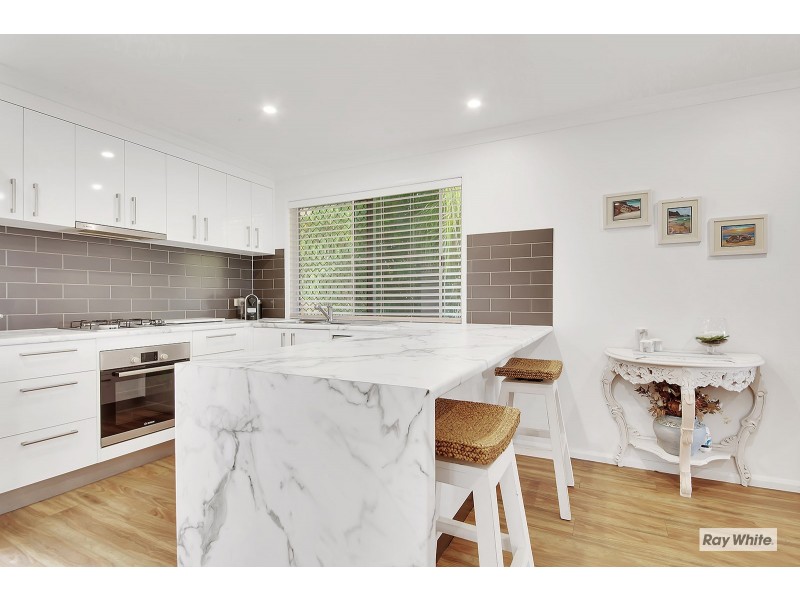 33 Pinnacle Street, Causeway Lake QLD 4703