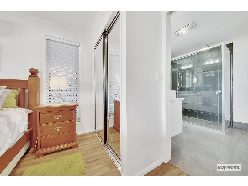 33 Pinnacle Street, Causeway Lake QLD 4703