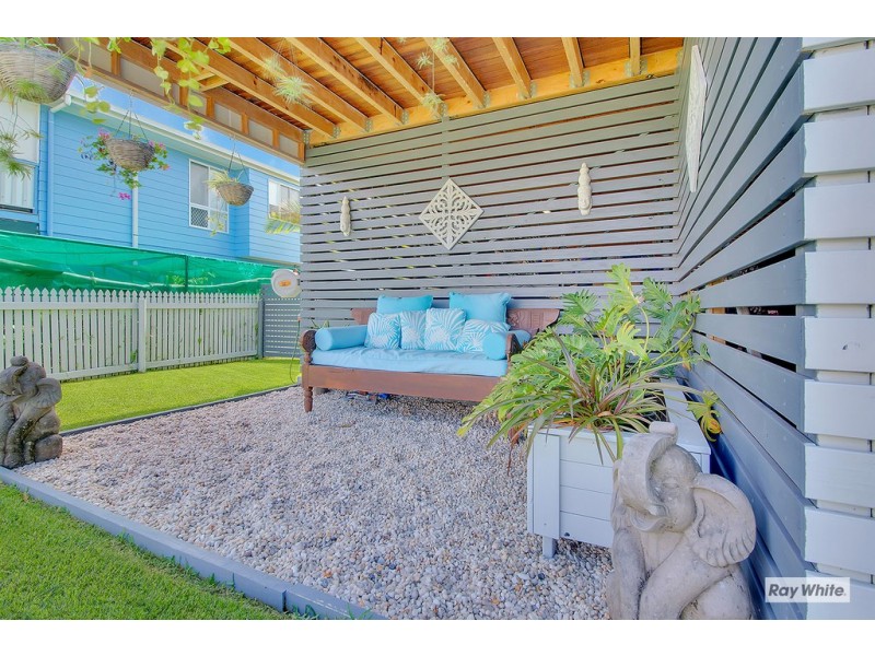 33 Pinnacle Street, Causeway Lake QLD 4703