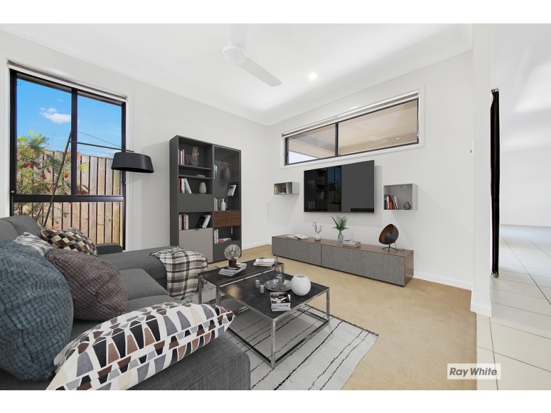 8 Kauri Way, Hidden Valley QLD 4703