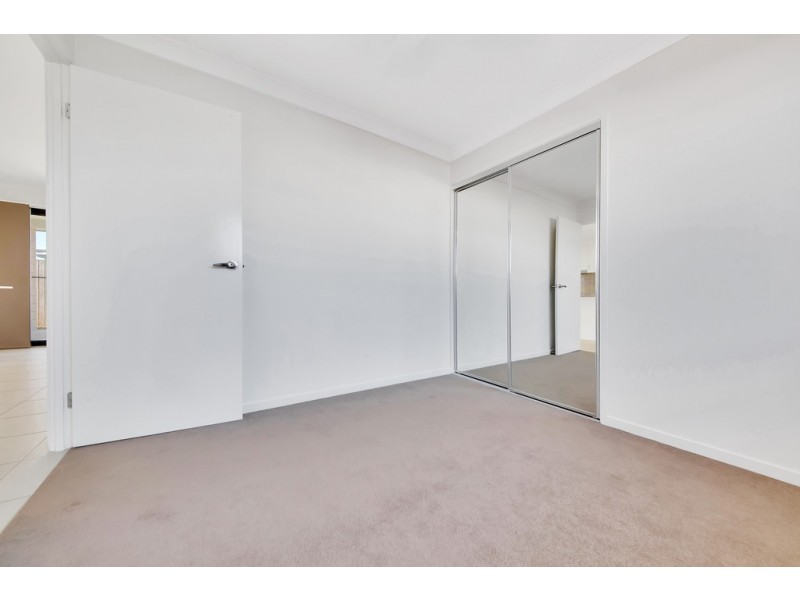 8 Kauri Way, Hidden Valley QLD 4703