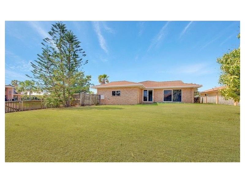 1 Antarctic Street, Yeppoon QLD 4703