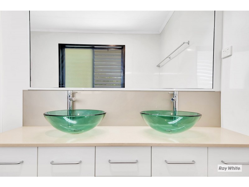 766 Scenic Highway, Kinka Beach QLD 4703