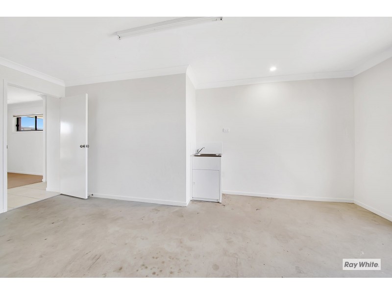 8 Kauri Way TENANT APPROVED, Hidden Valley QLD 4703