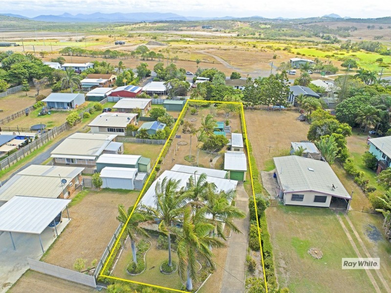 8 Arthur Street, Emu Park QLD 4710