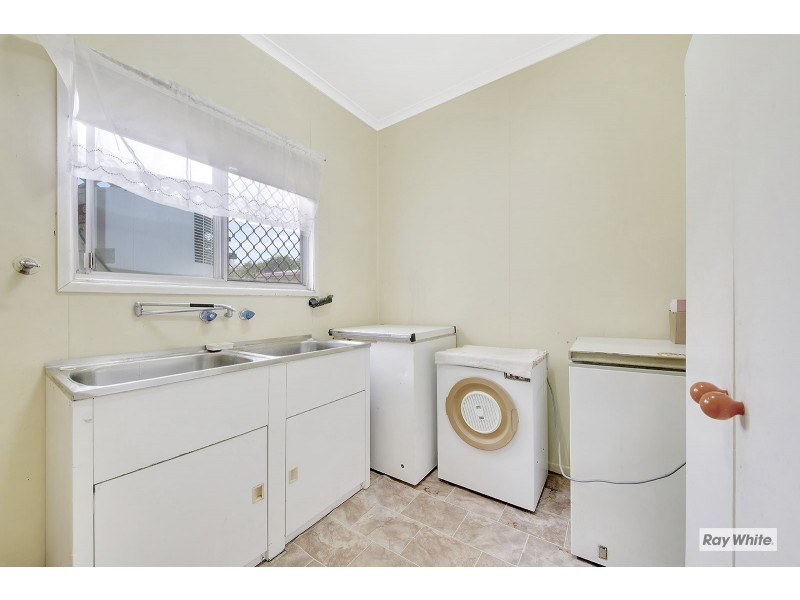 8 Arthur Street, Emu Park QLD 4710