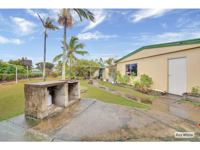 8 Arthur Street, Emu Park QLD 4710