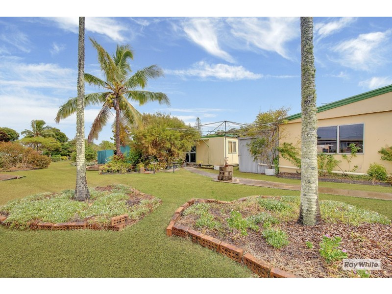 8 Arthur Street, Emu Park QLD 4710