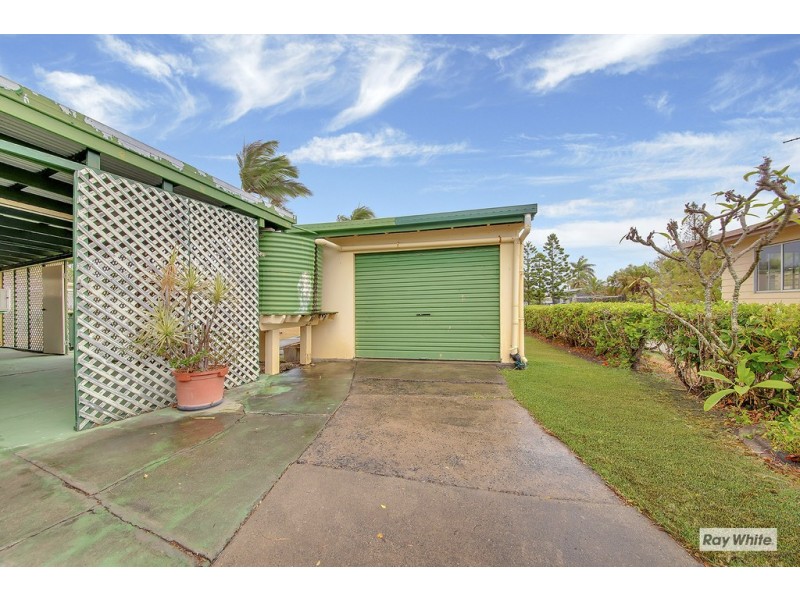 8 Arthur Street, Emu Park QLD 4710