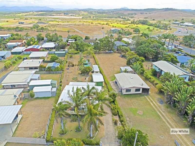 8 Arthur Street, Emu Park QLD 4710