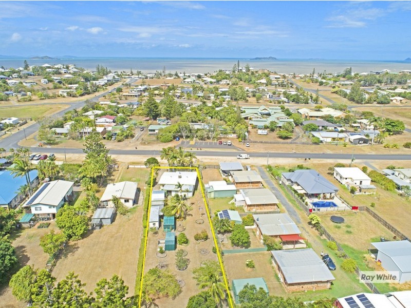 8 Arthur Street, Emu Park QLD 4710