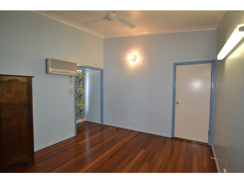 44 Matthew Flinders Drive TENANT APPROVED, Cooee Bay QLD 4703