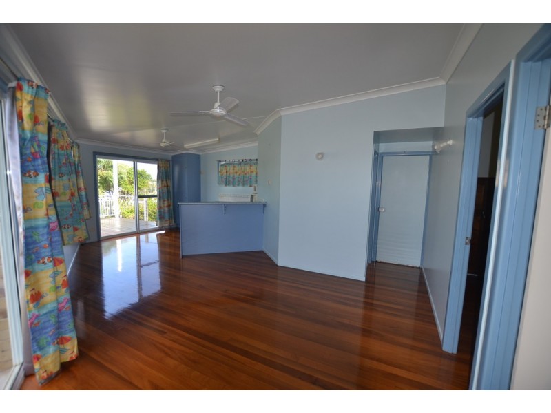 44 Matthew Flinders Drive TENANT APPROVED, Cooee Bay QLD 4703