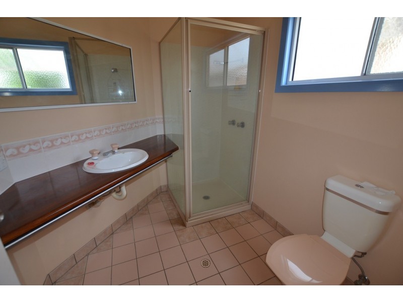 44 Matthew Flinders Drive TENANT APPROVED, Cooee Bay QLD 4703