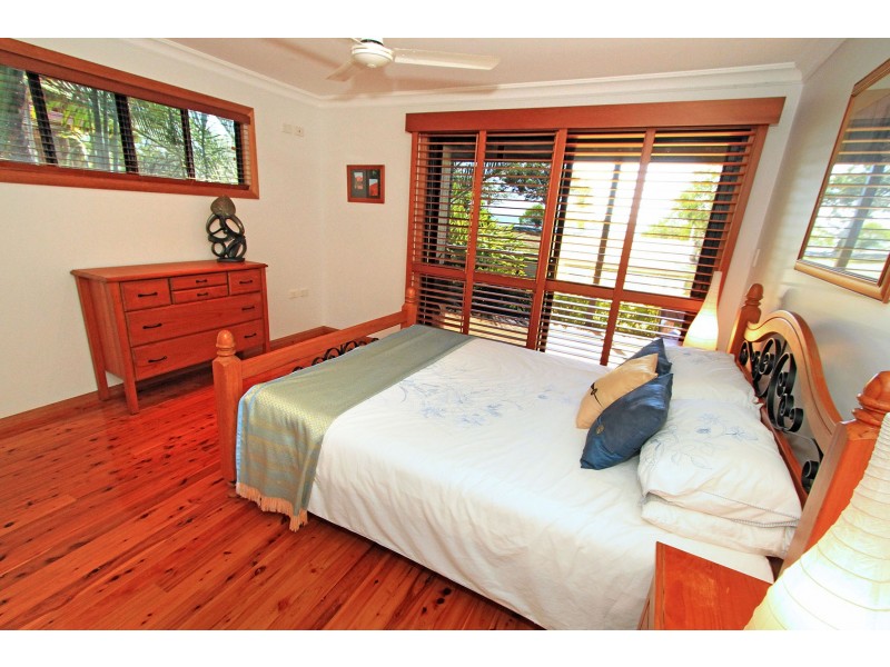 142 Schofield Parade TENANT APPROVED, Keppel Sands QLD 4702
