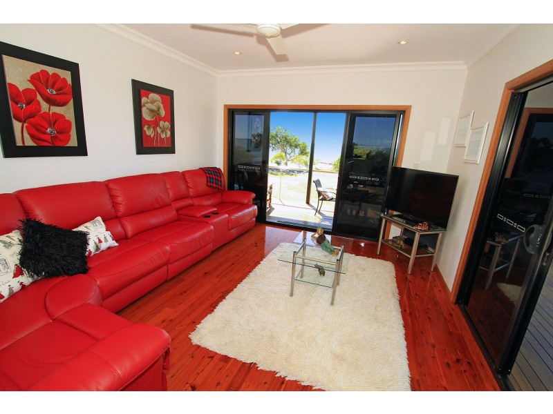 142 Schofield Parade TENANT APPROVED, Keppel Sands QLD 4702