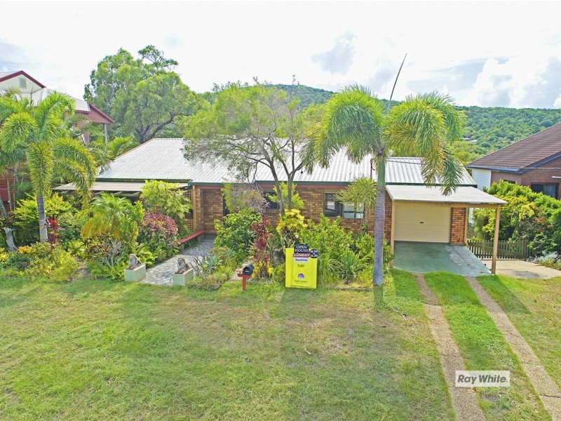 17 Yeppoon Crescent, Yeppoon QLD 4703