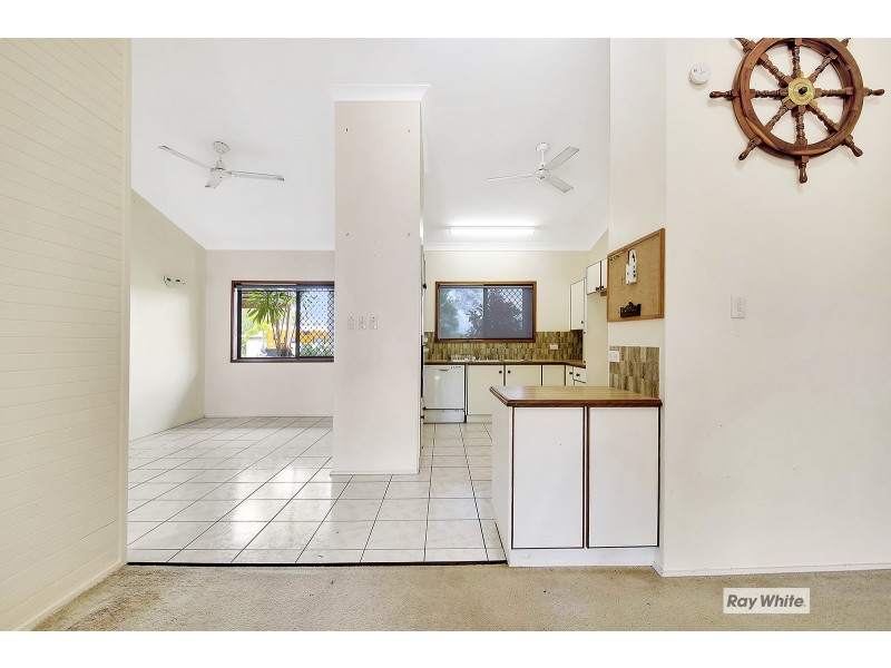 17 Yeppoon Crescent, Yeppoon QLD 4703