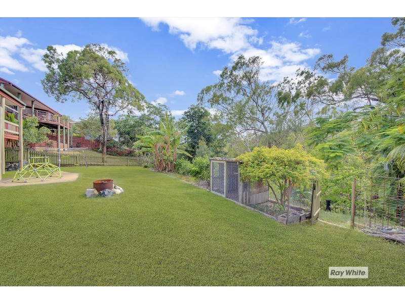 17 Yeppoon Crescent, Yeppoon QLD 4703