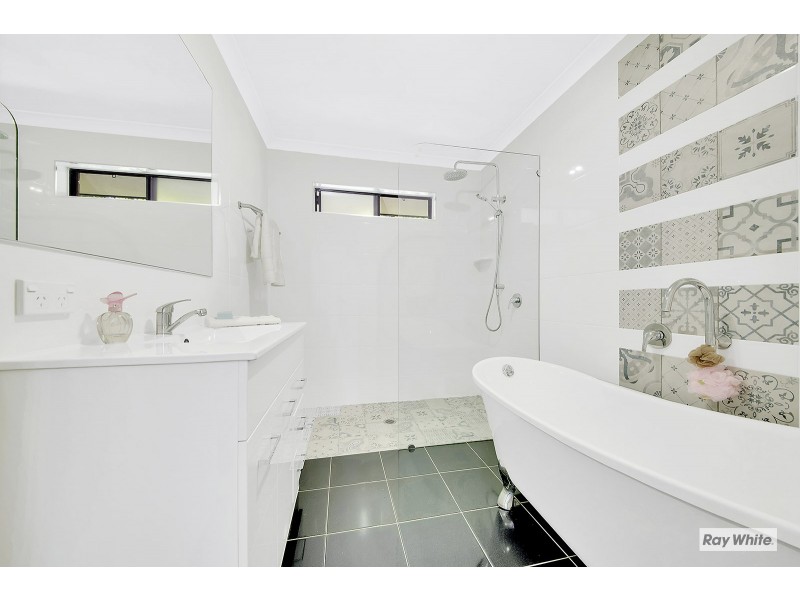 31 Sypher Drive, Inverness QLD 4703