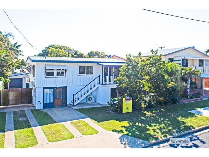 17 Elma Street, Cooee Bay QLD 4703