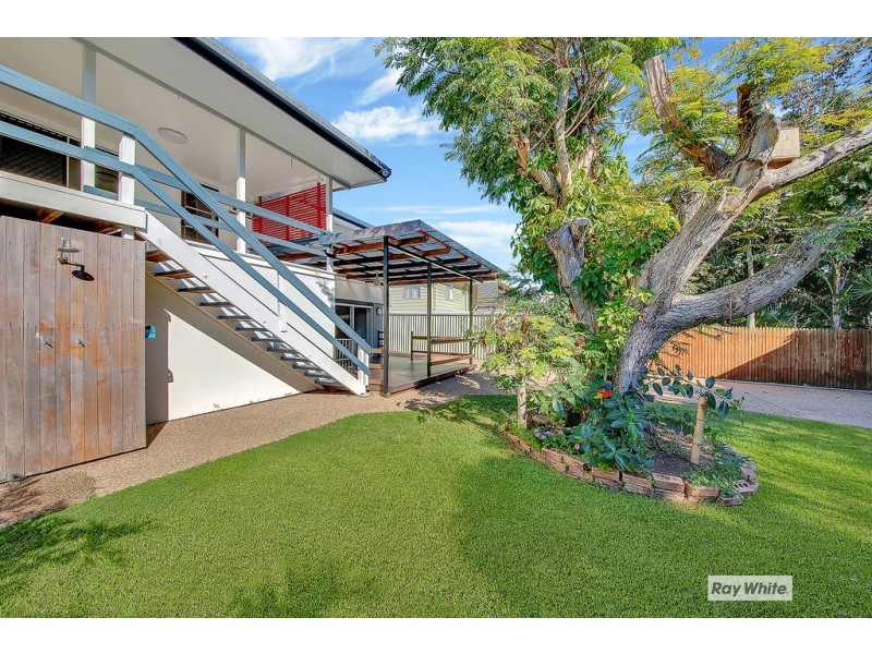 17 Elma Street, Cooee Bay QLD 4703