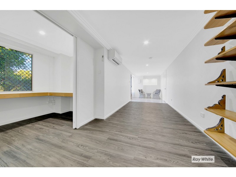 17 Elma Street, Cooee Bay QLD 4703