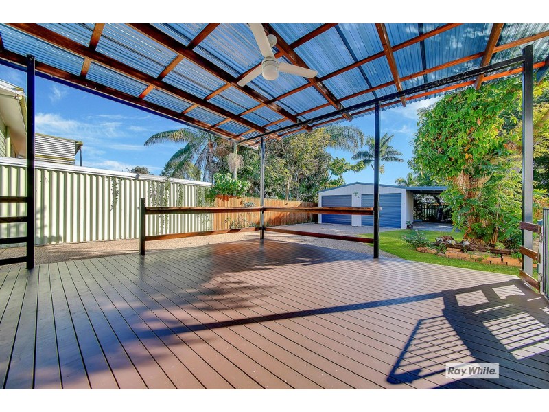 17 Elma Street, Cooee Bay QLD 4703