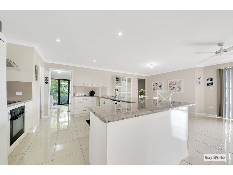 4 Sandcastle Drive, Mulambin QLD 4703