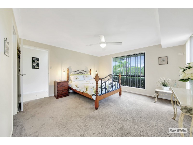 4 Sandcastle Drive, Mulambin QLD 4703
