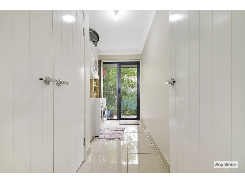 4 Sandcastle Drive, Mulambin QLD 4703