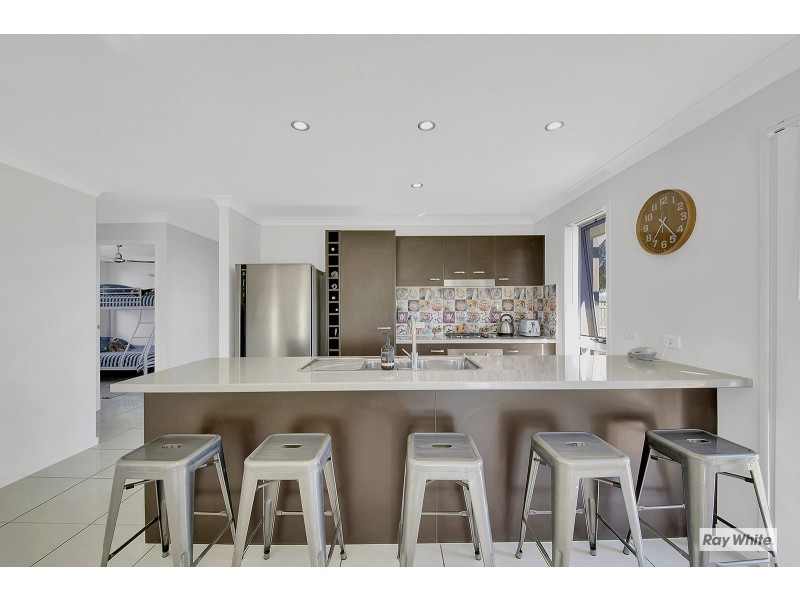 26 Outrigger Drive, Mulambin QLD 4703