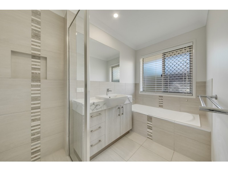 7 Plum Tree Close, Taranganba QLD 4703