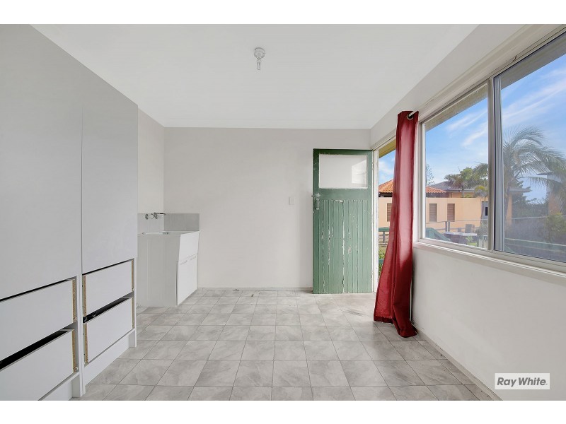 4 Ocean Street, Zilzie QLD 4710