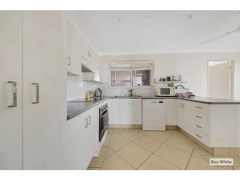 3 Loch Ness Outlook, Taranganba QLD 4703