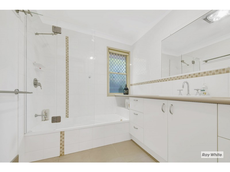 40 Benowa Drive, Taranganba QLD 4703