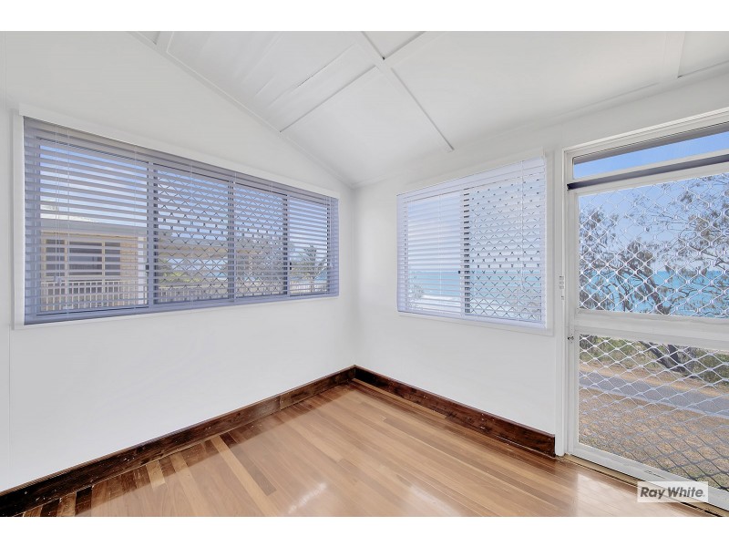 66 Schofield Parade, Keppel Sands QLD 4702