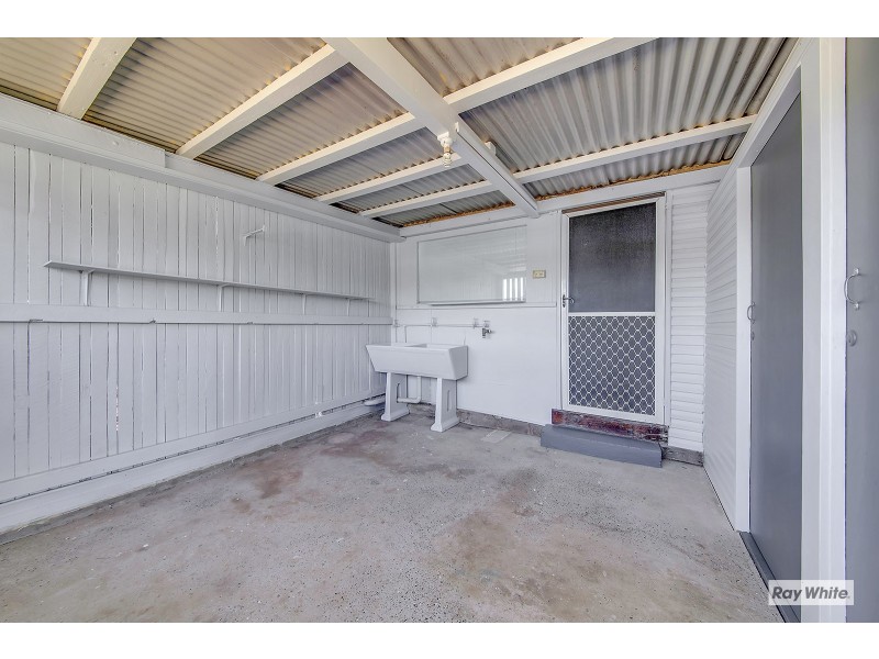 66 Schofield Parade, Keppel Sands QLD 4702