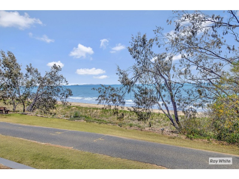 66 Schofield Parade, Keppel Sands QLD 4702