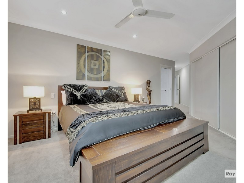 12 Barrington Court, Pacific Heights QLD 4703