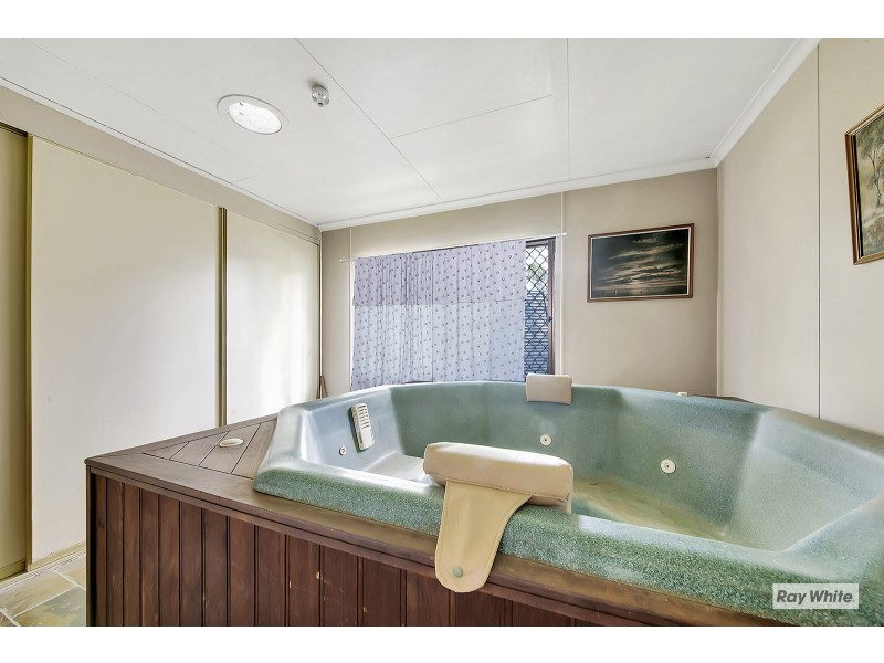 1066 Yeppoon Road, Ironpot QLD 4701