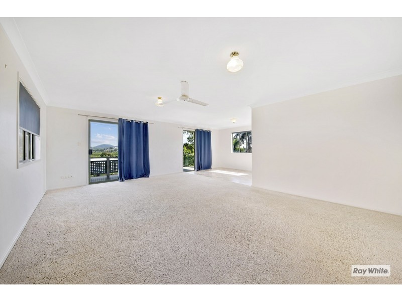 48 Dolphin Crescent, Taranganba QLD 4703