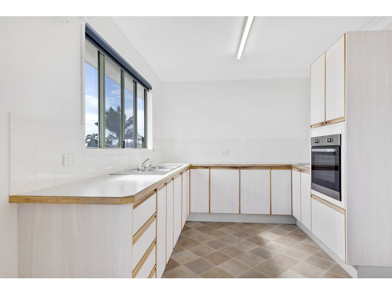 48 Dolphin Crescent, Taranganba QLD 4703