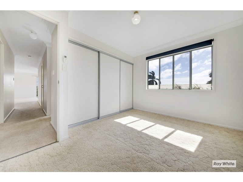 48 Dolphin Crescent, Taranganba QLD 4703